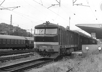 Lokomotiva T 478.1015 na Smíchově v roce 1985, foto: sbírka Roman Jeschke