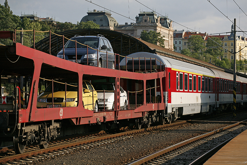 Autovlak na pražském hlavním nádraží, foto: ČD